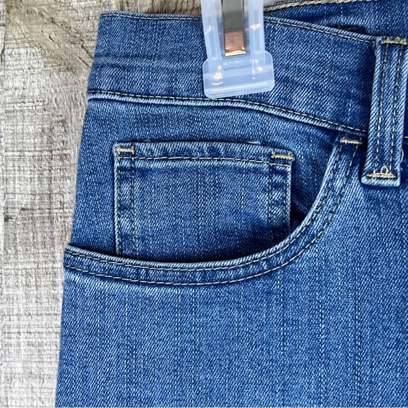 Lee Size 8 Petite Classic Fit 1889 Straight Leg Blue Medium Wash Jeans - Picture 5 of 14